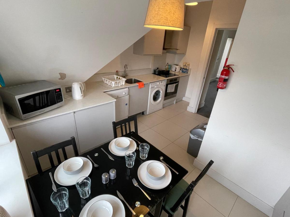 2 Bedroom 2 Bathroom Apartment 8 Including Free Parking Бромли Экстерьер фото