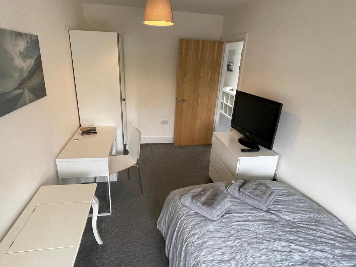 2 Bedroom 2 Bathroom Apartment 8 Including Free Parking Бромли Экстерьер фото
